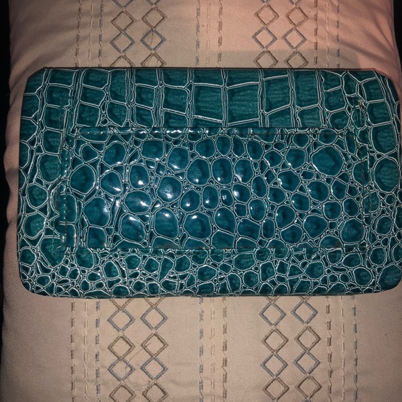 Turquoise Wallet - Picture 1 of 7